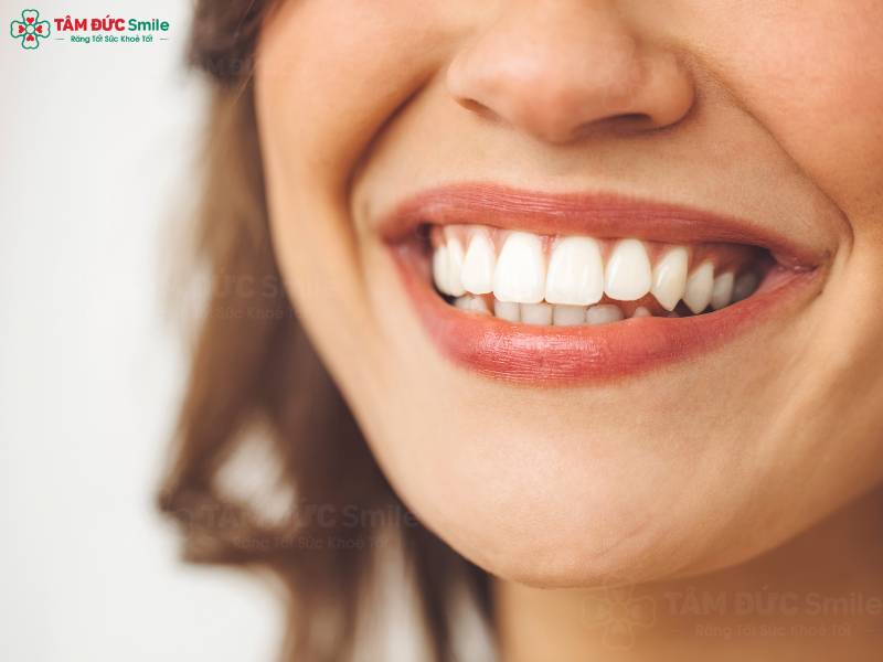 1 nụ cười bằng 10 thang thuốc bổ